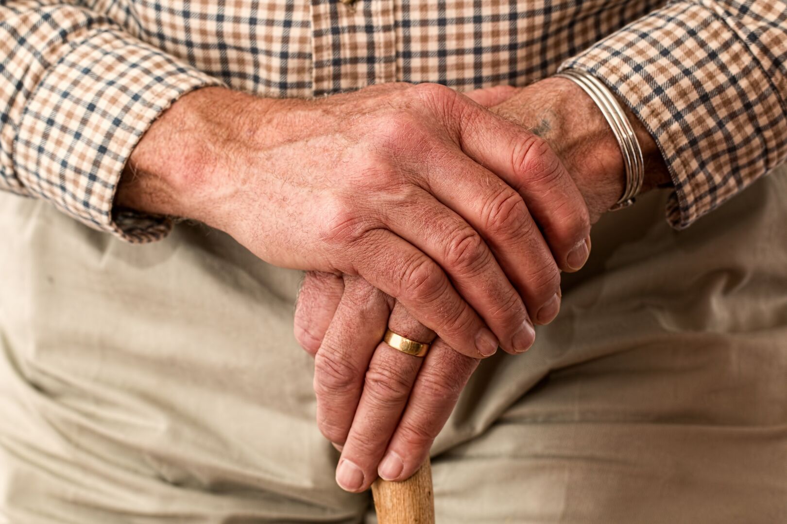 Image: Collecting documents for insurance claims